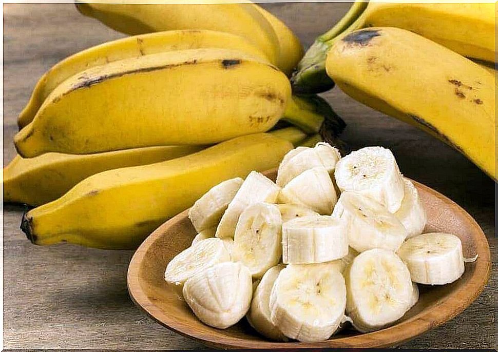 Banana slices on a plate