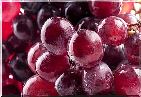 Red grapes to detoxify your body