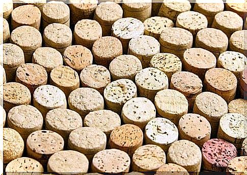 Corks for recycled furniture