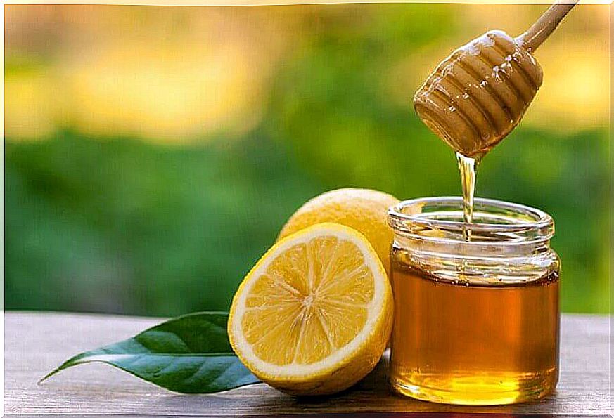 Honey with lemon