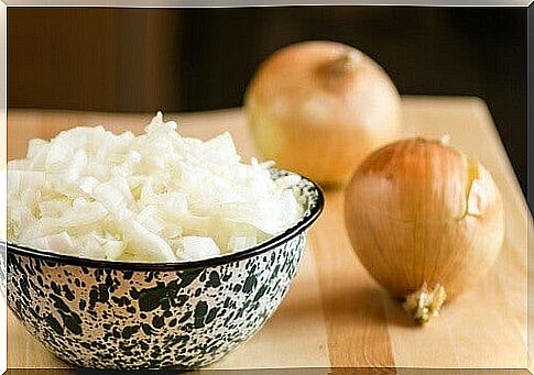 Treating Bronchitis With Onion Soup 