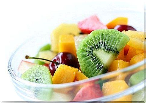 A bowl of fruit