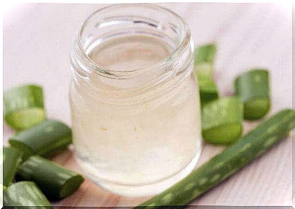 Aloe vera gel for heartburn