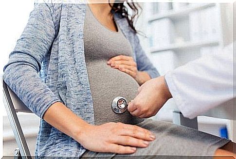 Pregnant woman at check-up