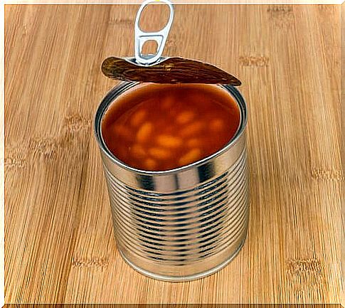 Unhealthy foods: canned beans