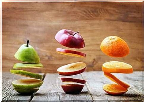 Sliced ​​fruit